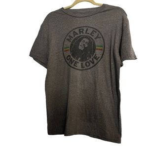 Preloved Marley One Love size large T-shirt